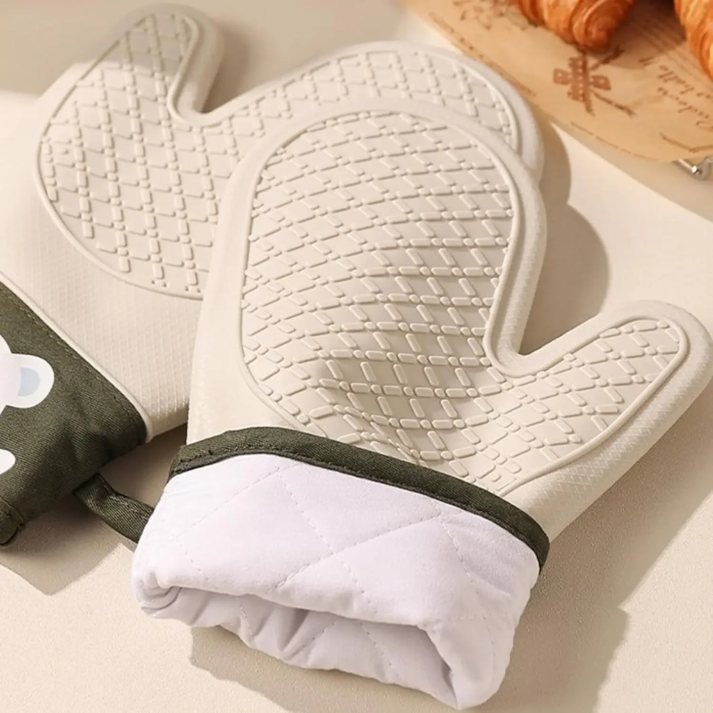 Silicone Oven Gloves - Heat Resistant, Non-Slip Kitchen Mittens